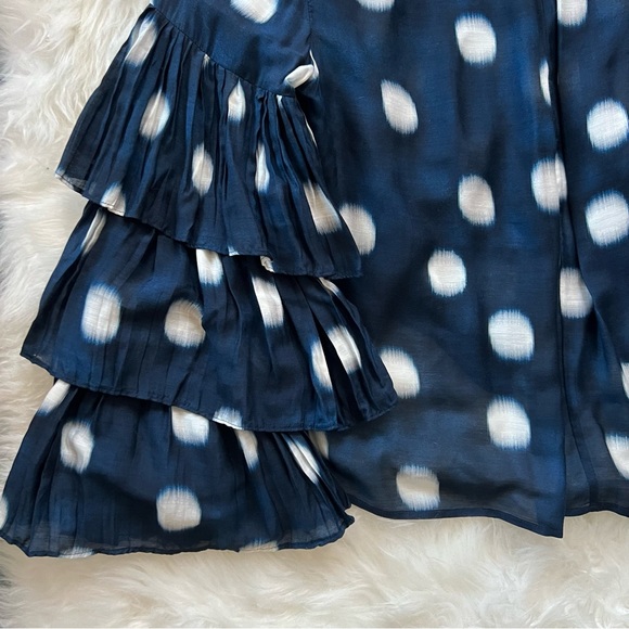 New! CHICO’S Black Label Polka Dot Tier-Sleeve Top - Picture 11 of 14